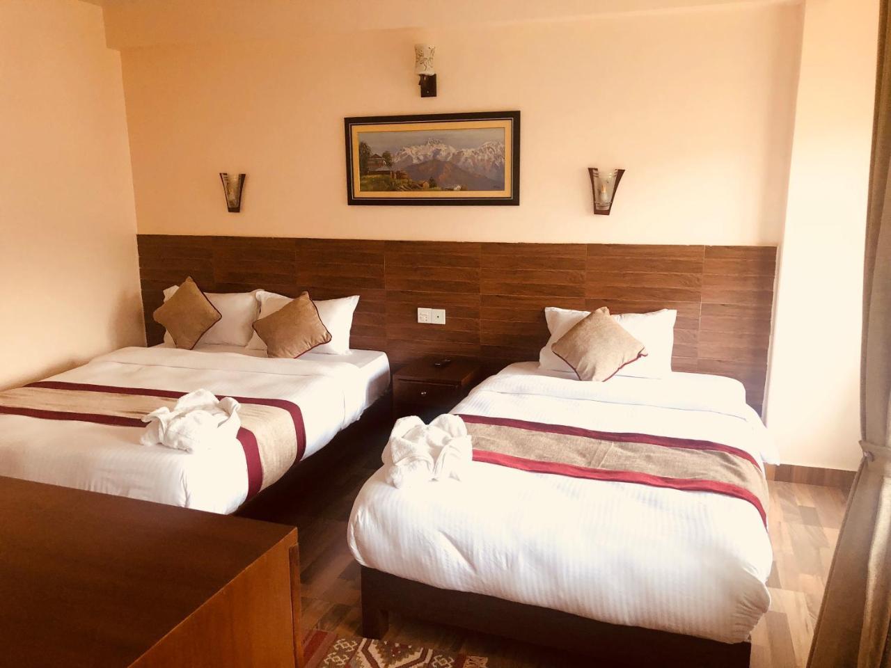 Hotel Guru Похара Екстериор снимка