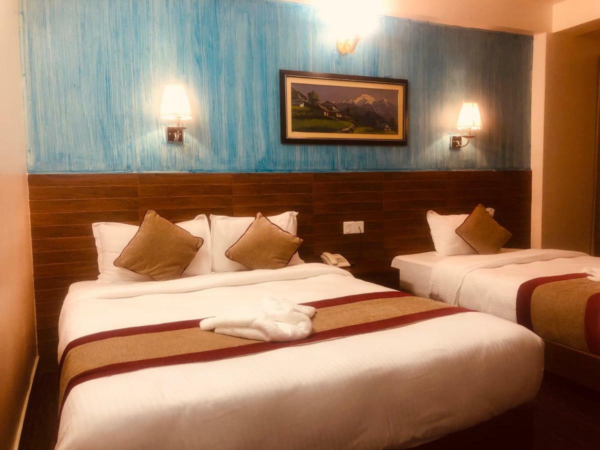 Hotel Guru Похара Екстериор снимка