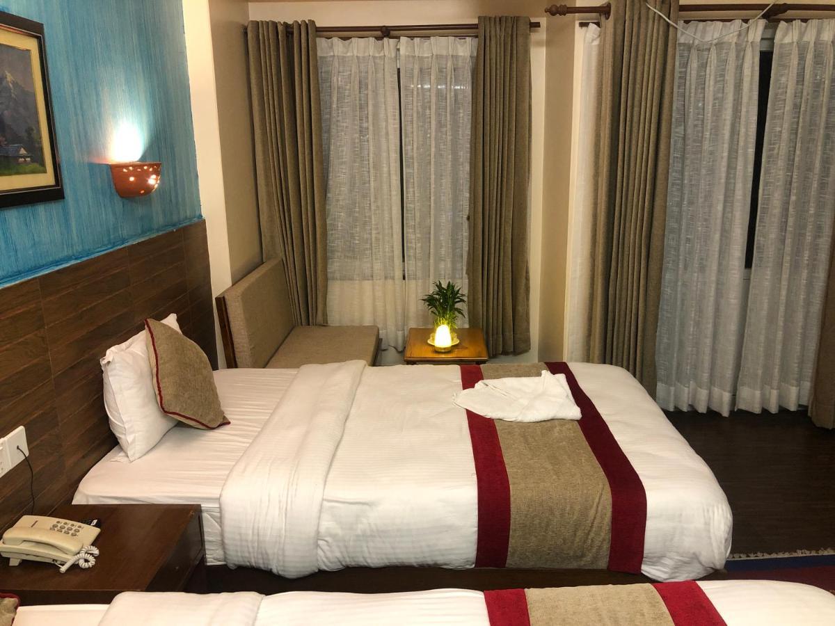 Hotel Guru Похара Екстериор снимка